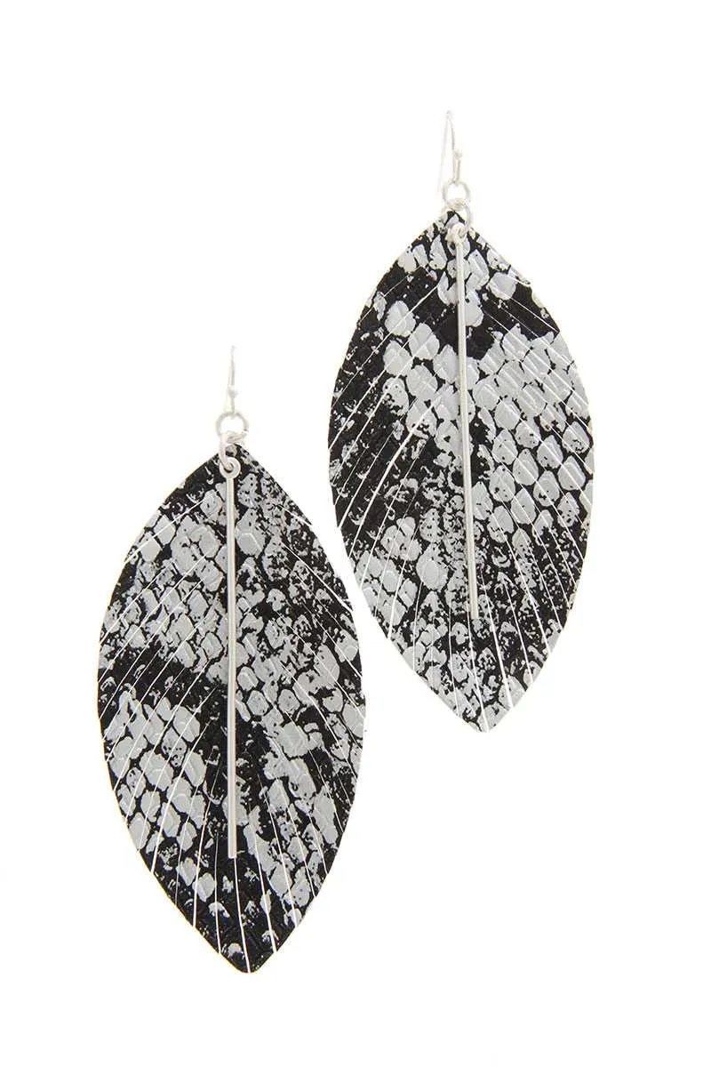 Snake Pattern Metal Bar Drop Earring