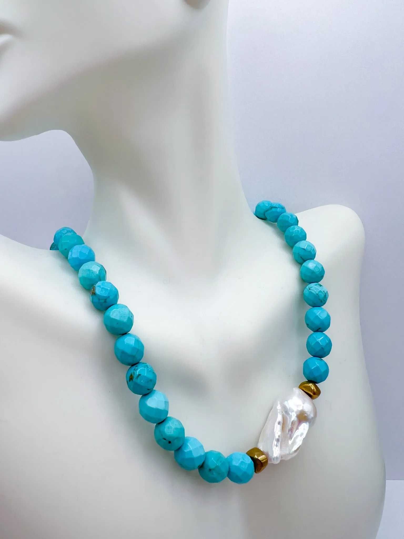 The Kamryn Pearl Necklace