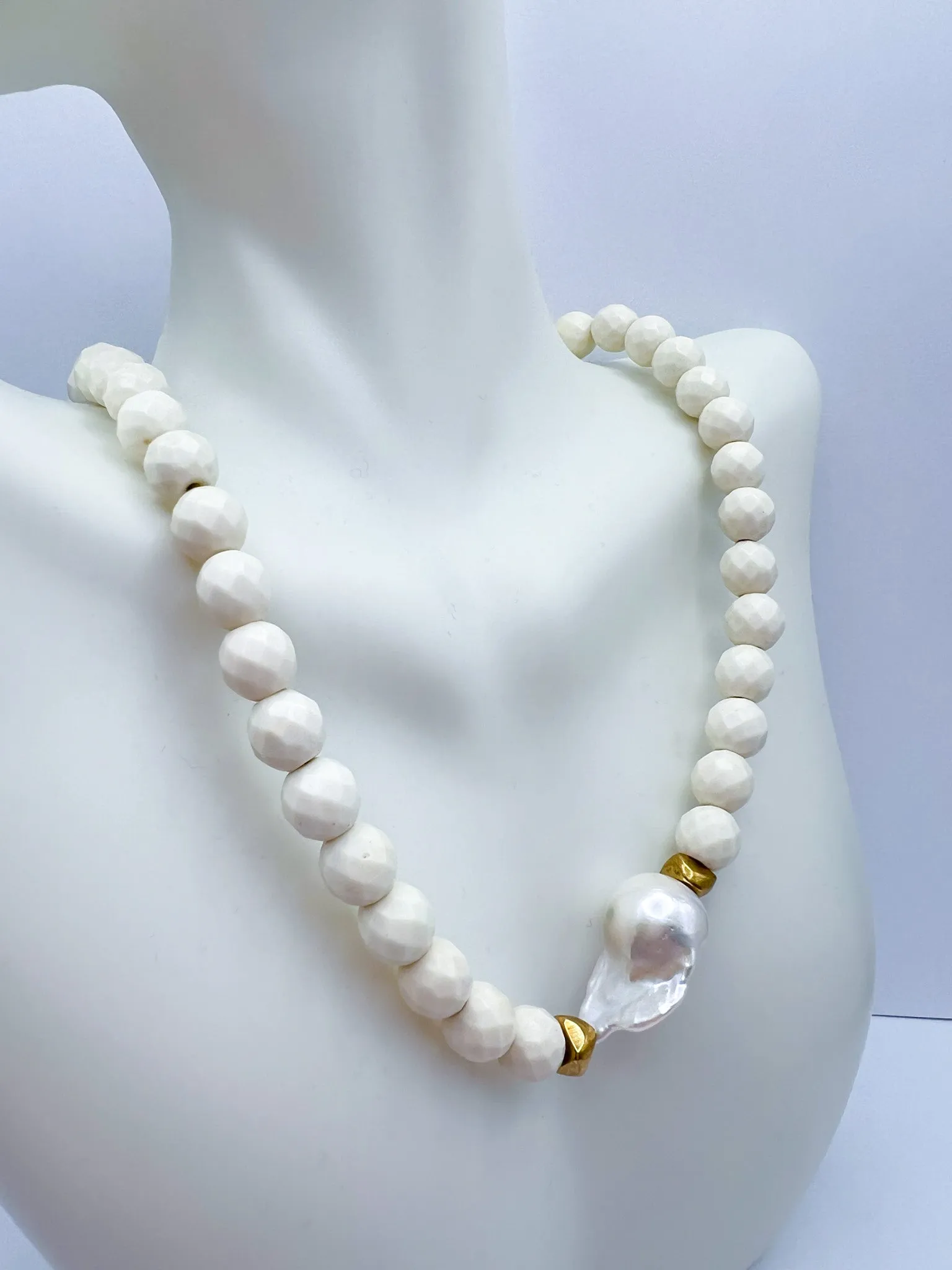 The Kamryn Pearl Necklace