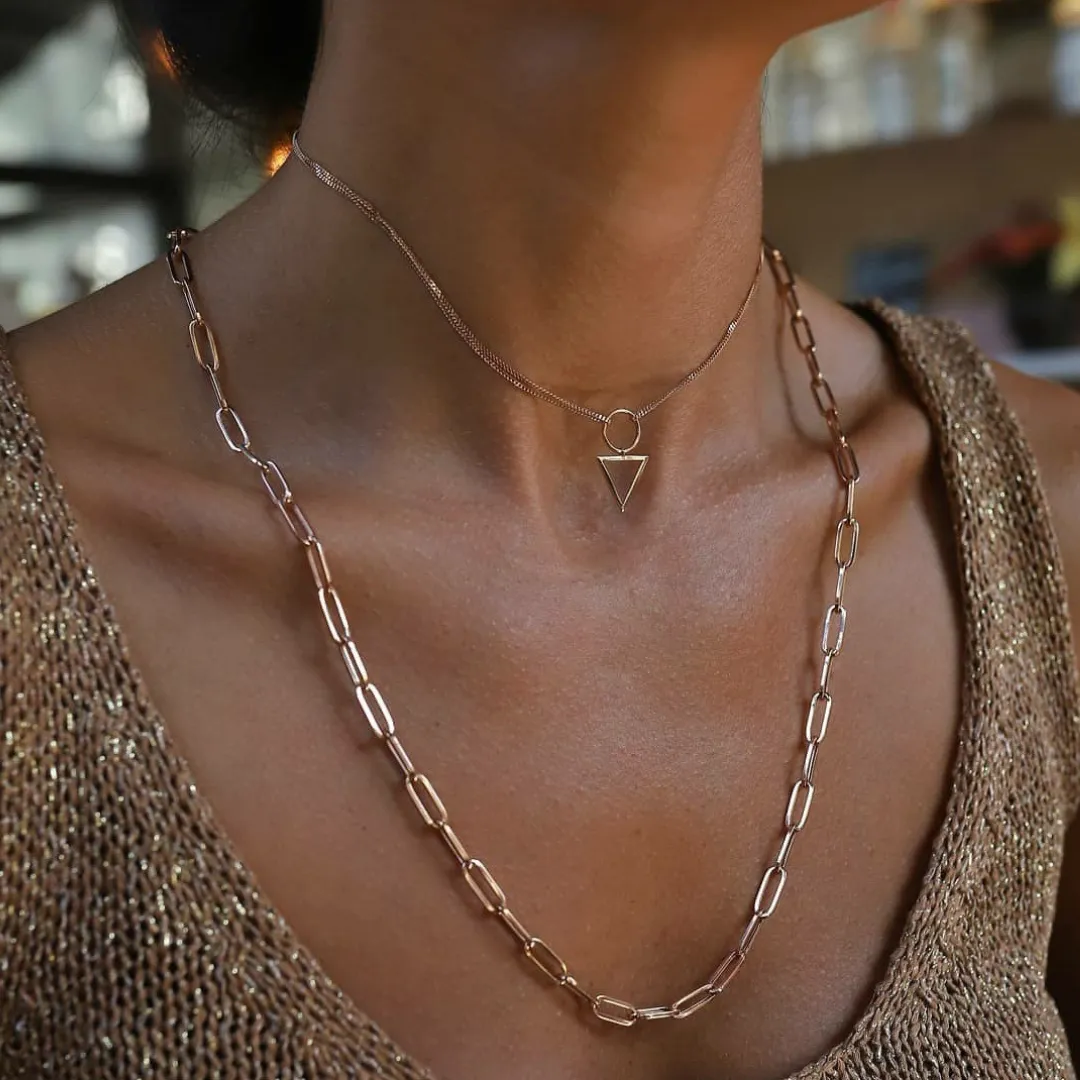 TRIANGLE CHOKER