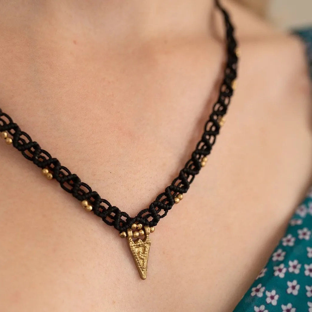 Triangular Choker