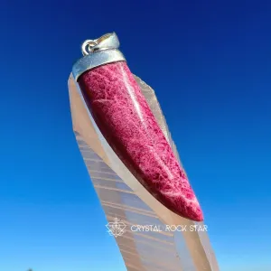 Tugtupite Fluorescent Pink Pepper Pendant