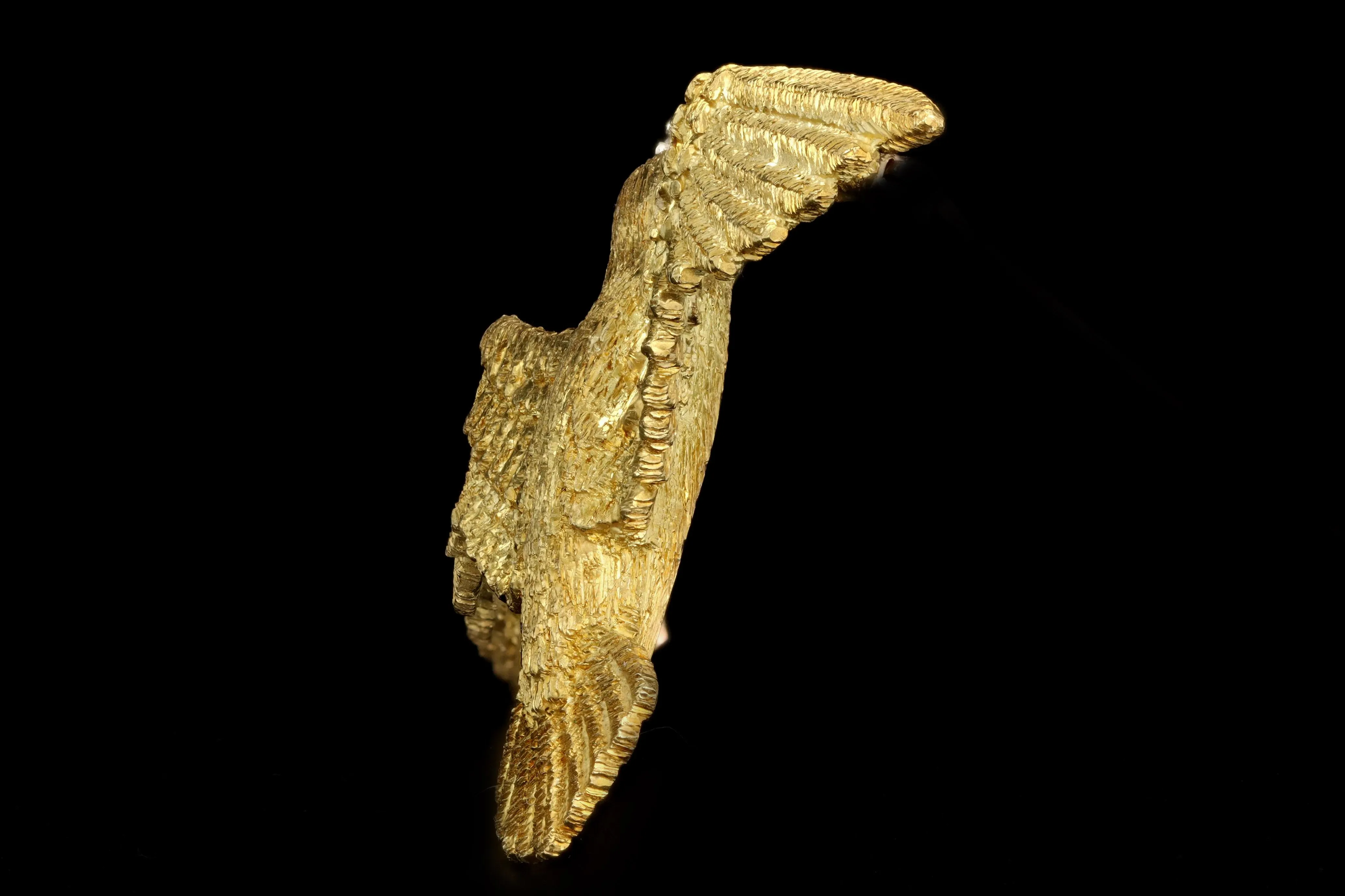 Vintage 18K Yellow Gold Diamond Dove Brooch