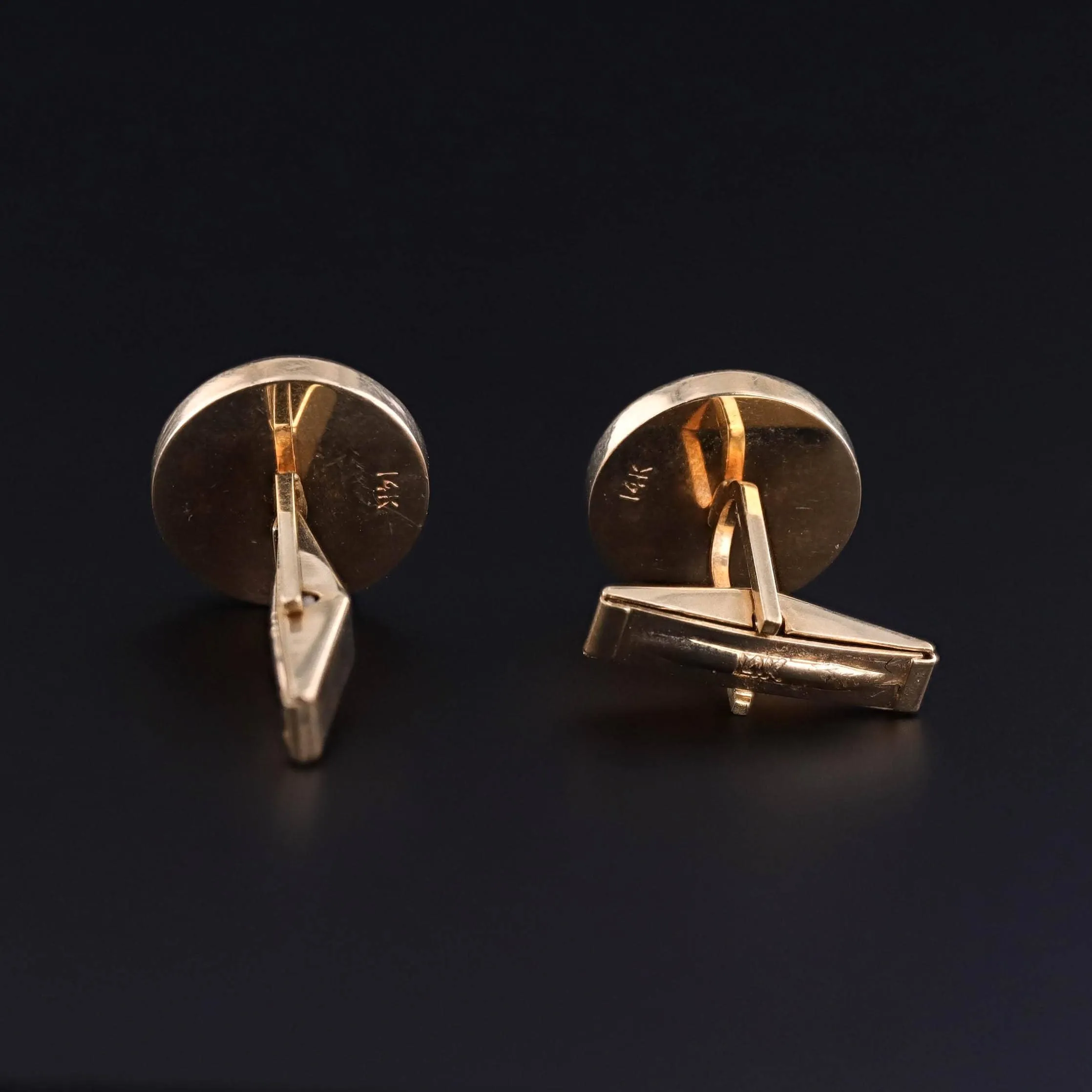 Vintage Reverse Painted Crystal Deer Cufflinks of 14k Gold