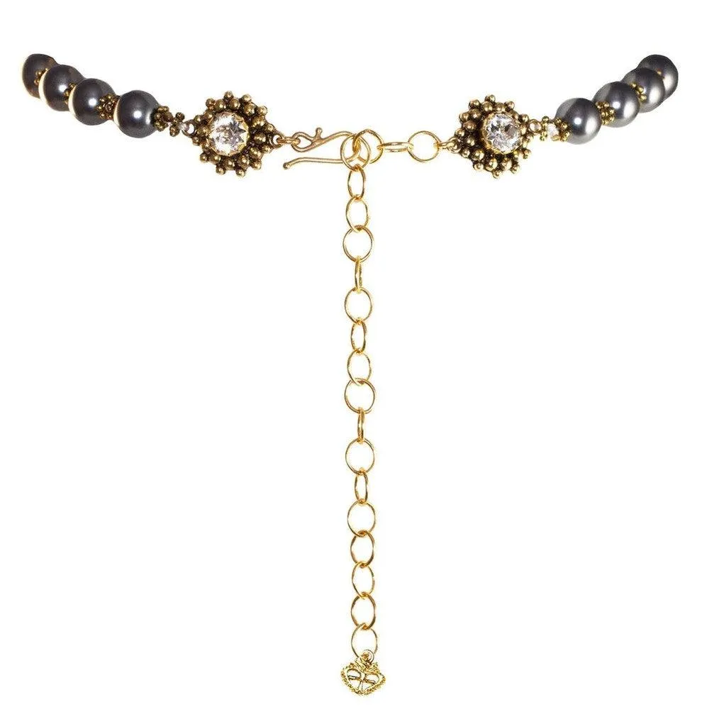 Vivienne San Benito Pearl Choker