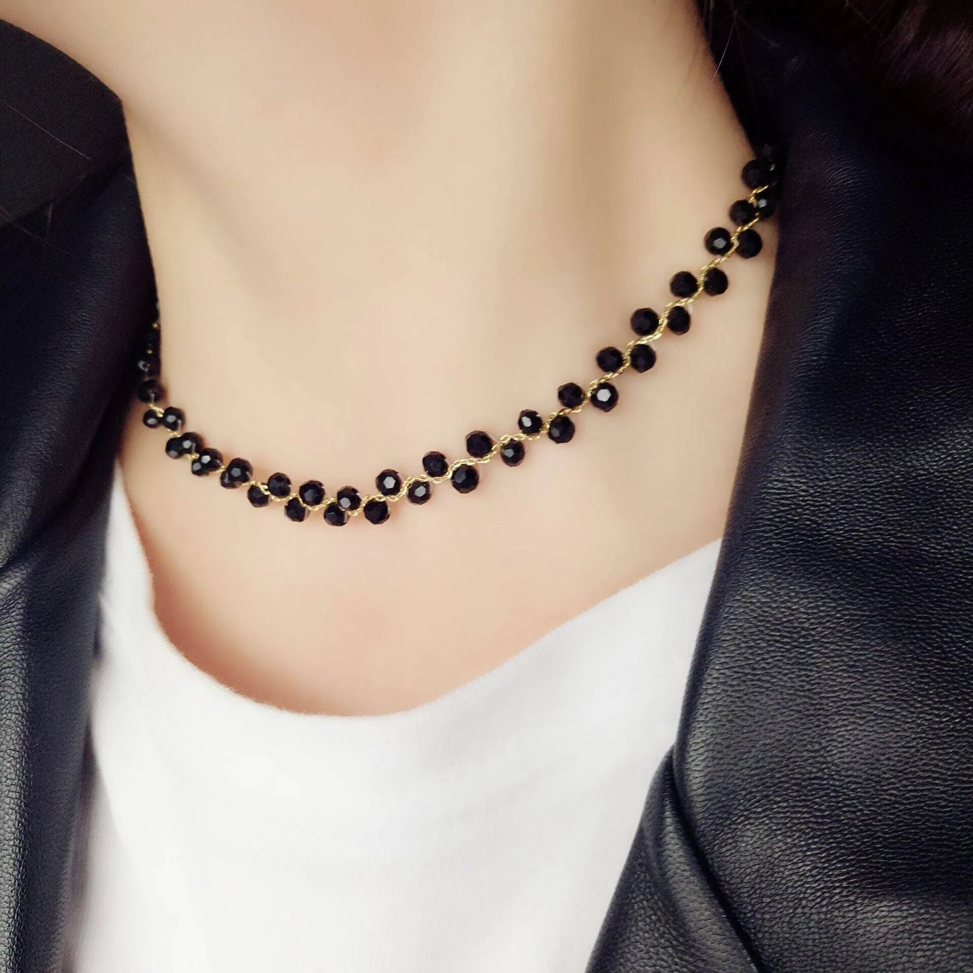 Wholesale black crystal crystal pearl necklace JDC-NE-BY039