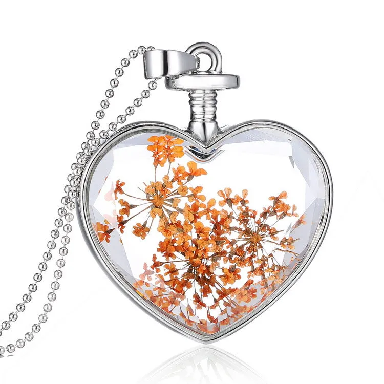 Wholesale Heart Shaped Alloy Fashion Dried Flower Transparent Crystal Necklace JDC-NE-YinH010