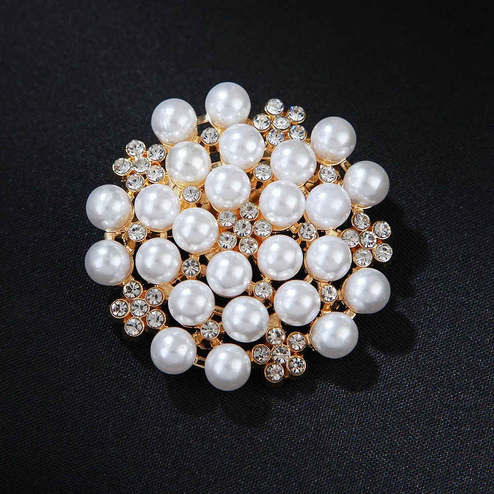 XSB063 - Pearl Flower Brooch